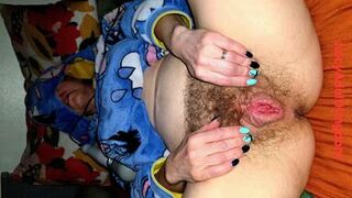 Before bed time, the wife masturbates using a magic wand