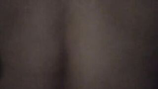 Maestra me lleva a su casa, Milf se pone de perrito