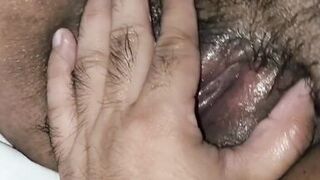 Fingering Creampied Wet Pinay Pussy