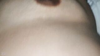 Mi amante madura se toca antes de que se lo meta