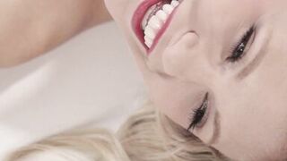 Blonde milf masturbated her shaved pussy