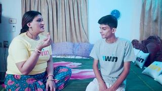 Desperate Indian Bhabhi fucked hard by her devar in the hot night - 3 image