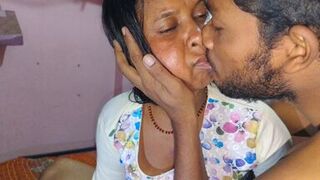 Wife Ko Bohat Manane Ke Bad Chodane Diya RaatvMe - 1 image