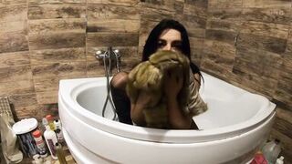 Milfycalla- Pee Play in Bathtub While Wearing a Fur Coat and Pantyhose 198