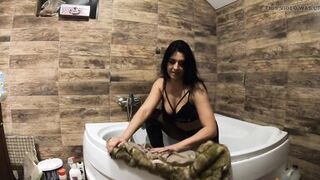Milfycalla- Pee Play in Bathtub While Wearing a Fur Coat and Pantyhose 198