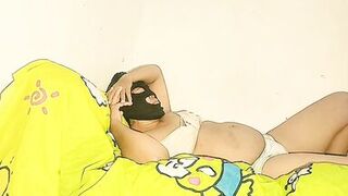 This crazy guy is just really satisfied that my mother-in-law has been living with her husband for a long time