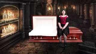 Granny Peggy Sue: Pegging, Cocksucking Cum Swallowing Vampire