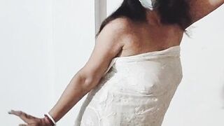 Hot Nude Dance by Hot Desi Bhabhi - 3 image