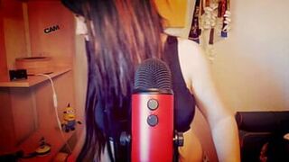 Sensual Mouth Sounds for Beautiful Italian Milf - 1 image