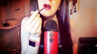 Sensual Mouth Sounds for Beautiful Italian Milf