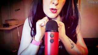 Sensual Mouth Sounds for Beautiful Italian Milf - 7 image