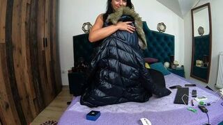 Milfycalla-i Can't Get Enough of Masturbating with This Green Fur Long Jacket 189