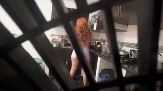 I HIDE TO SEE MY STEPMOM'S PERVERT WITH A HUGE ASS WHILE SHE MASTURBATES STANDING IN THE KITCHEN