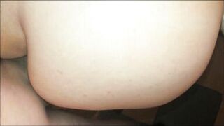 The Horny Wife Is Obstructed by the Plumber