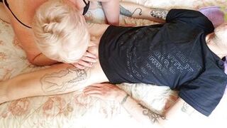 even after ejaculation, the son-in-law's penis is hard