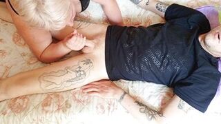 even after ejaculation, the son-in-law's penis is hard