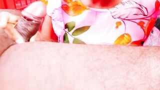 Telugu Silk outdoor blowlob fucking with boy friend telugu dirty talks.