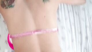 He finds me with my ass doggy style and uses me as his whore with my toy and penetrates me hard