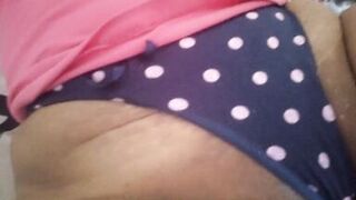 WHAT A DELICIOUS BABY!! SHE ALMOST COMES FROM MILK THAT HAS HER INSIDE HER VAGINA TIGHT