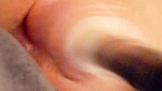 SteamyFountainSlut tries out her new fuckingmachine.