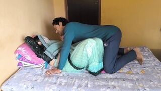 ne chod diya laddu kha ke chhoti stepsister twenty thousand mein chud gayi