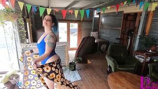 Hot MILF Poppy Blows the Pool Boy