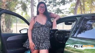 Time for summer and COUNTRYSIDE FUCKS! Lola Smith is hotter than ever