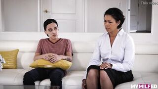 Dana Vespoli In MILFs Stepsons Scene 2