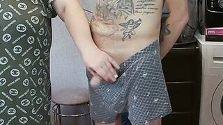 mother-in-law gives a deep blowjob jerks off a dick before a cumshot