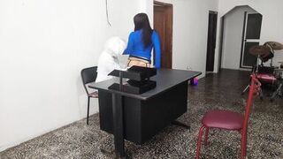 THE DOCTOR HAS SEX WITH HIS SECRETARY IN THE CUSTOMER SERVICE OFFICE. SHE RIDES HIM VERY SENSUALLY ON THE DESK AT WORK