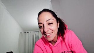 The dick goes in the pussy and not in the mouth. - 3 image