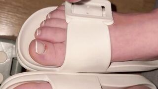 Feetlover cum on feet