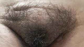 Mature milf creams her hairy pussy - 13 image