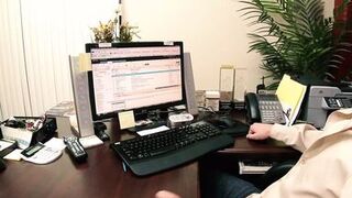 Tiffany Taylor Gets Her Pussy Fucked Live In A Chat Room