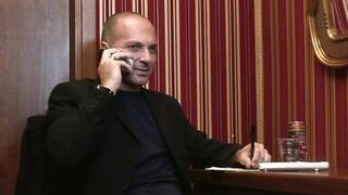 Two Fantastic Sexy Busty Vintage MILFs Ass Fucked and Cummed in Mouth by Franco Trentalance's Big Cock