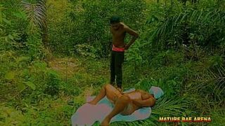 He couldn't hold out for 3 minutes when she spread her legs and asked to cum - 1 image