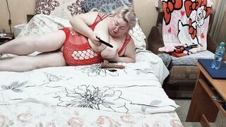 wife masturbation with big tits ,ass and big hairy cunt