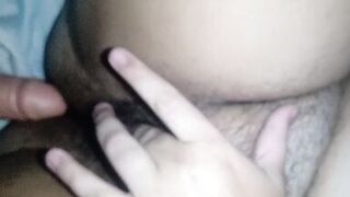 I RUBBED THE DILDO ON MY VIRGIN PUSSY AND CAME FOR REAL