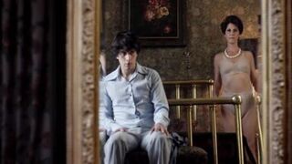 Milf is eagerly awaiting for this opportunity to have sex