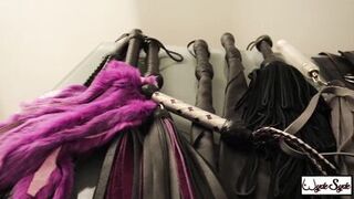 Agile King Noir Binds & Bangs Trimmed Pussy Vixen Julie Kay!