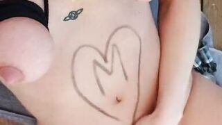 Milf Julie squirts for an incredible 13 seconds