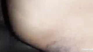 Fuck my neighbour aunty pussy deeply,it was so tasty I love her so much.