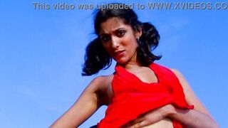 Fucking hot wife on beach