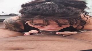 HOLLEE HUNTRESS DINES ON MAJIC