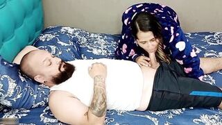 Hot Latina tired of masturbating, takes advantage of a friend's arrival and gives him a really good blowjob so he can fuck her - SPANISH PORN