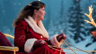 Granny Carmen Claus: Elvish Dildo Fucking Mrs!