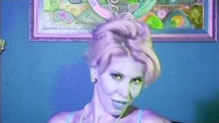 Hairy MILF and Inexperienced Busty Girl: Lesbians in the Hot Tub