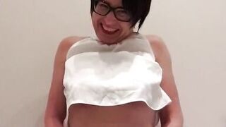 Very strong squirt in the office toilet