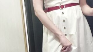 Hairy pussy in department store. - 4 image