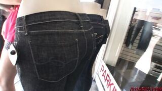 Sexy Mom fucks a inexperienced stranger